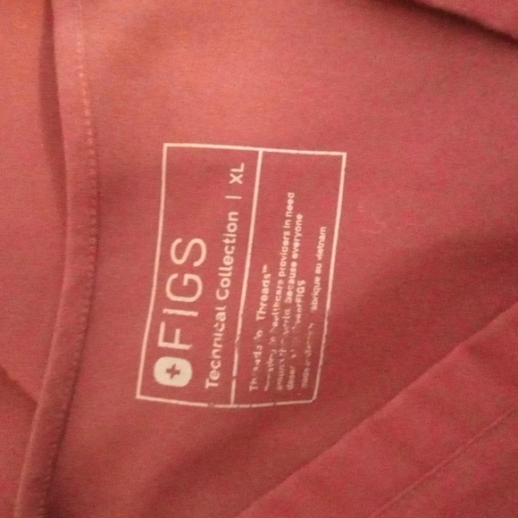 Figs Technical Collection V-Neck Top One Pocket Catarina Burgundy Size Xl Women - Picture 4 of 9